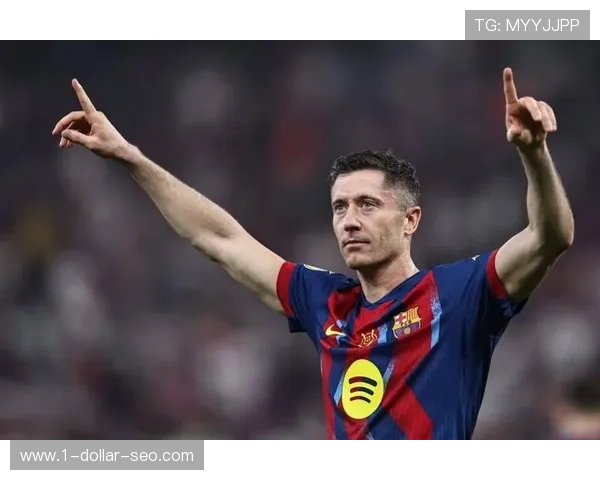 莱万是否依赖体系?战术角色与终结能力解析